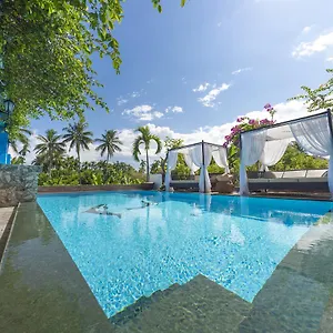 Hotel Vip Garden And Pool ,
