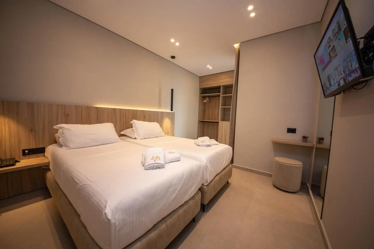 Hotel Portanova Sarande 4*,